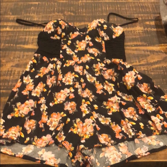 Romper - Picture 1 of 2